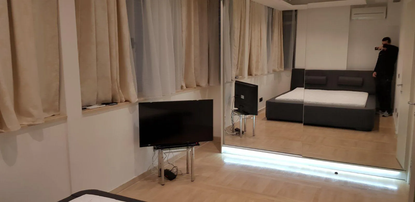 Nekretnina Beli dvor (Savski Venac)