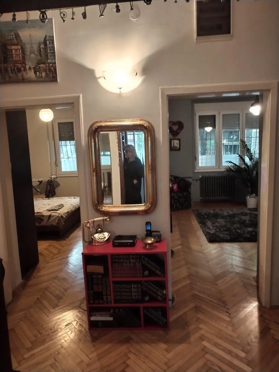 Nekretnina Pravni fakultet (Vračar)