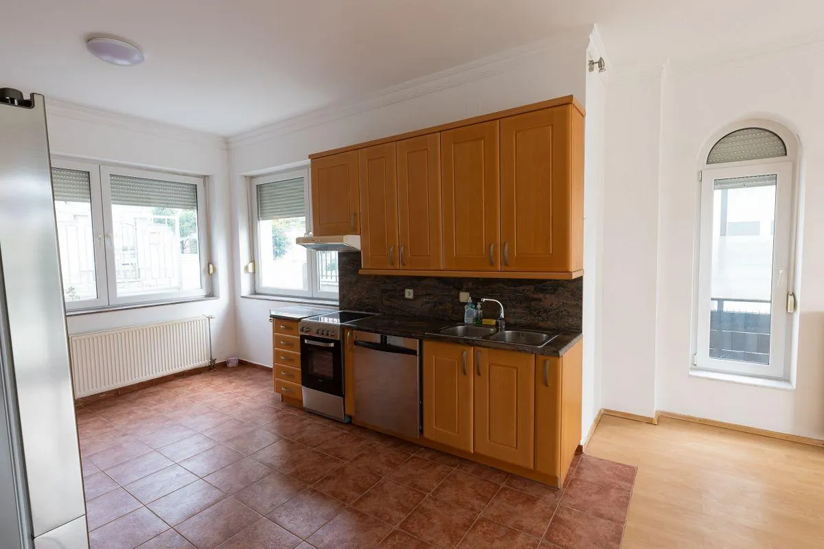 Nekretnina Banjica (Voždovac)