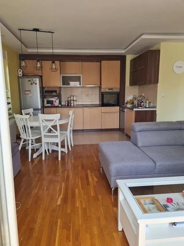 Nekretnina Batajnica (Zemun)