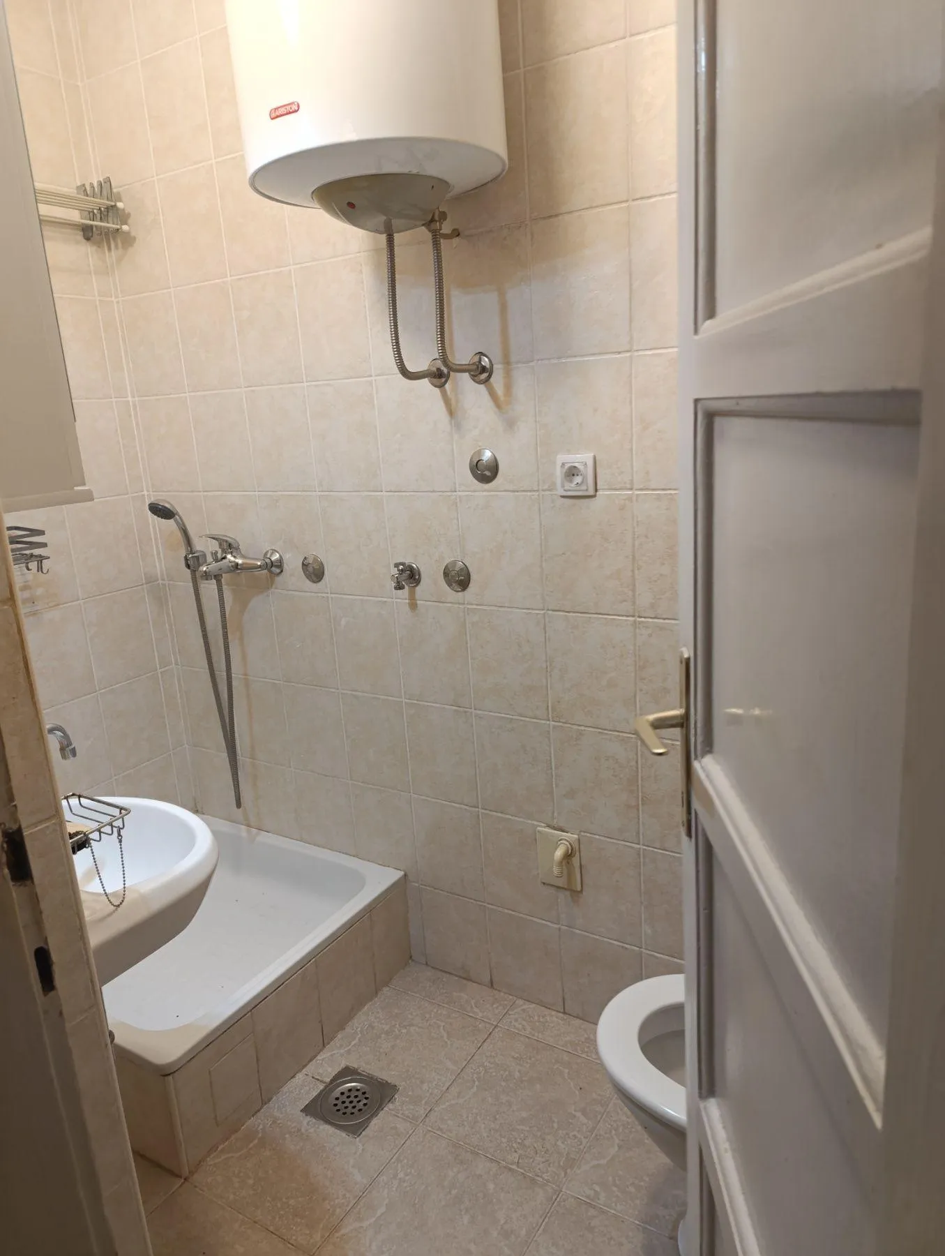 Nekretnina Paviljoni (Novi Beograd)